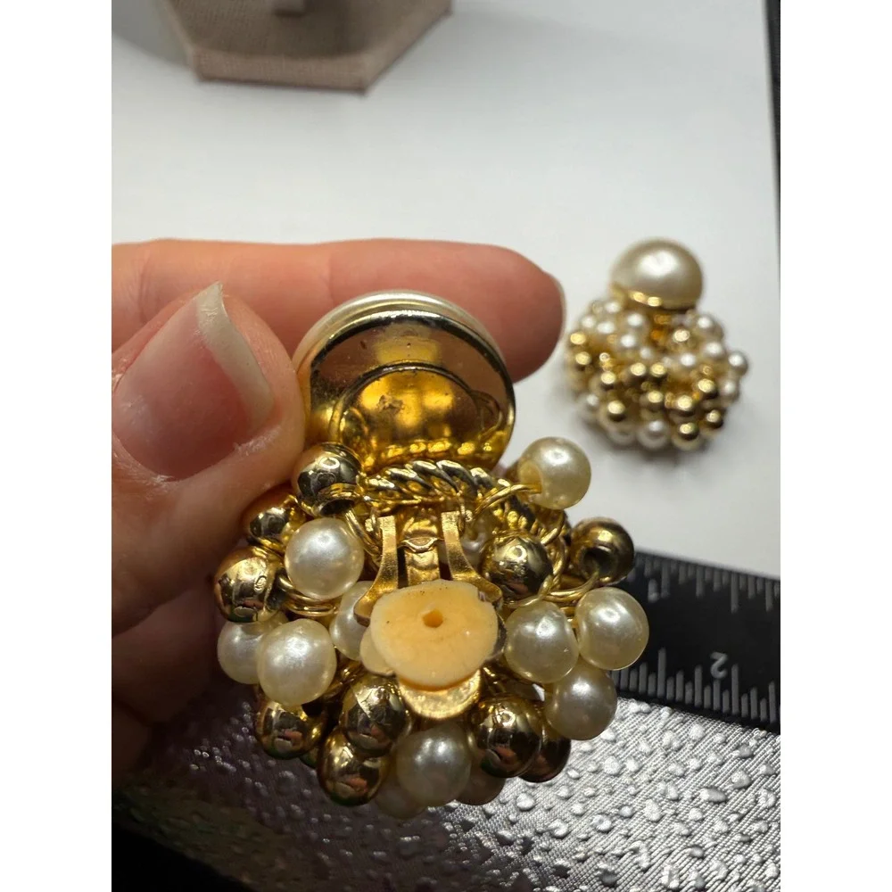 Vintage Faux Pearl Gold Tone Cluster Clip On Earrings Statement Door Knocker‎